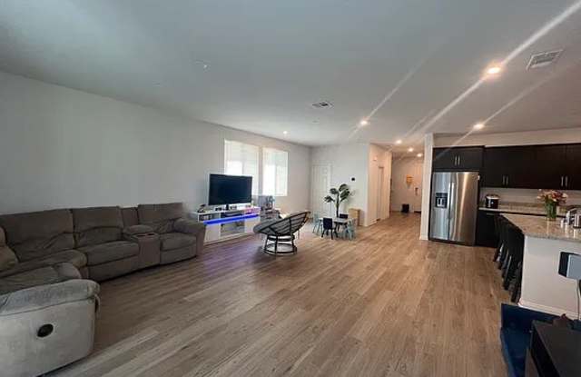 1767 Rose Lane photos photos