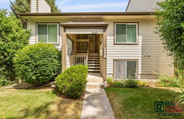Charming 2-Bedroom, 1-Bath Garden-level Condo photos photos