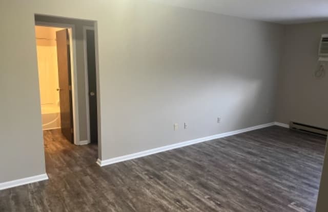 4411 Kitty Ln Gallery 3