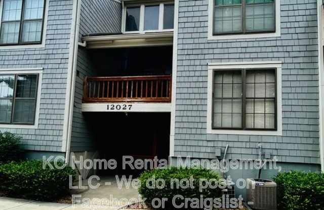 12027 W 58th Pl Gallery 1