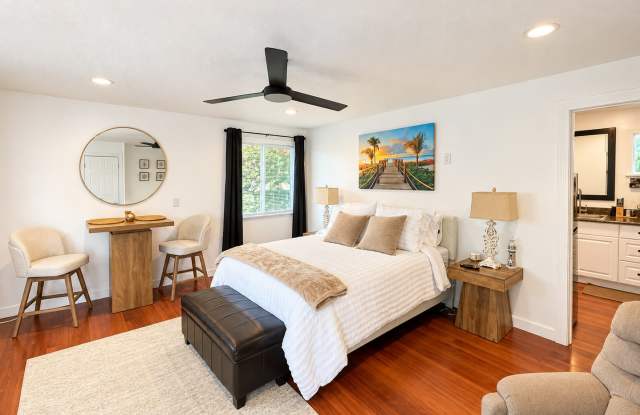 Fully Furnished Studio ADU with Private Entrance & Fenced Yard – All Utilities Included! Gallery 1