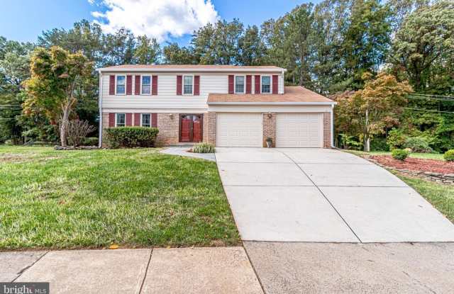5200 DUNLEIGH DR Gallery 3