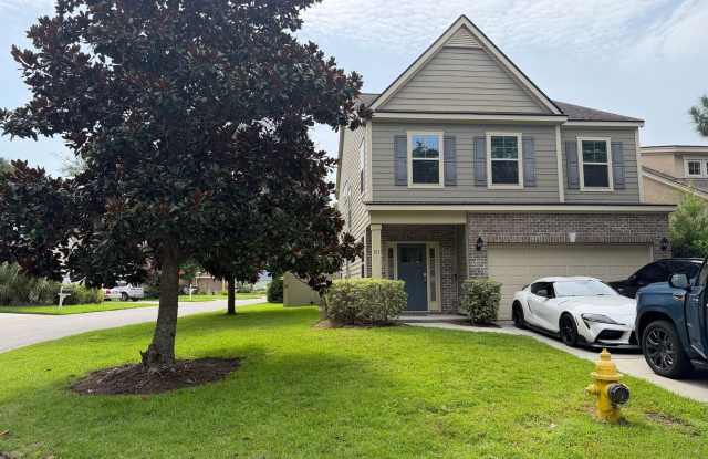 Furnished Updated Home w/ Fenced Yard! Gallery 1