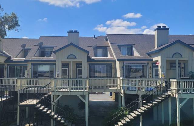 3-bed 2-bath townhouse with a breathtaking Delta view! photos photos 3-bed 2-bath townhouse with a breathtaking Delta view! photos photos