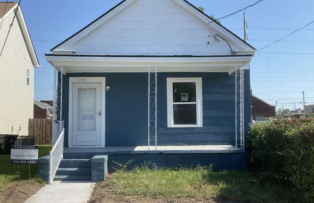 1225 Miller Street Gallery 1