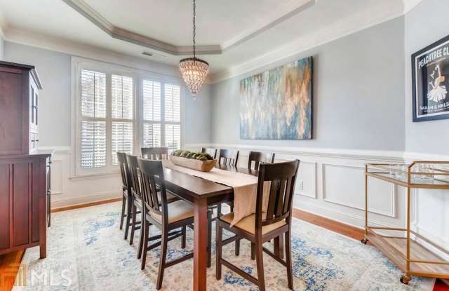 1687 Carr Cir Gallery 3