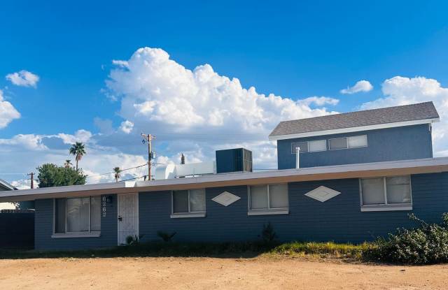 LARGE HOUSE WITH POOL - Located near Monthan Air Force Base photos photos