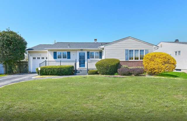 8 Gordon Avenue - 8 Gordon Avenue, Plainview, NY 11803