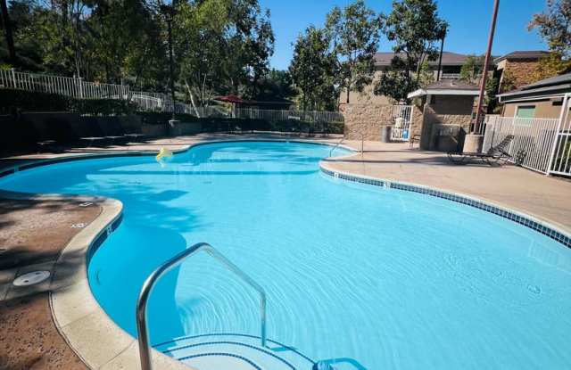 2 bed 2 bath in Rancho Mission Trails photos photos
