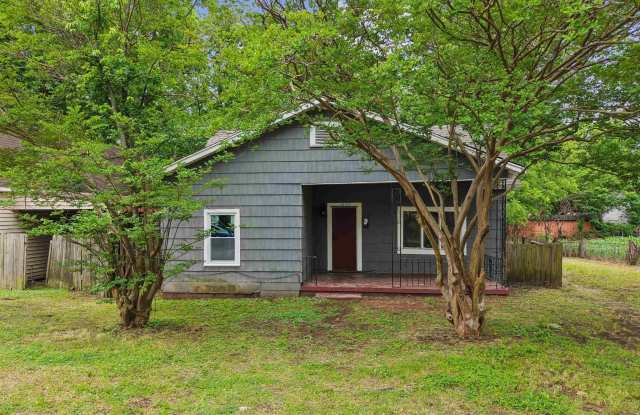 4405 12TH AVENUE photos photos
