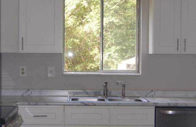 2329 Brookline Drive Gallery 3