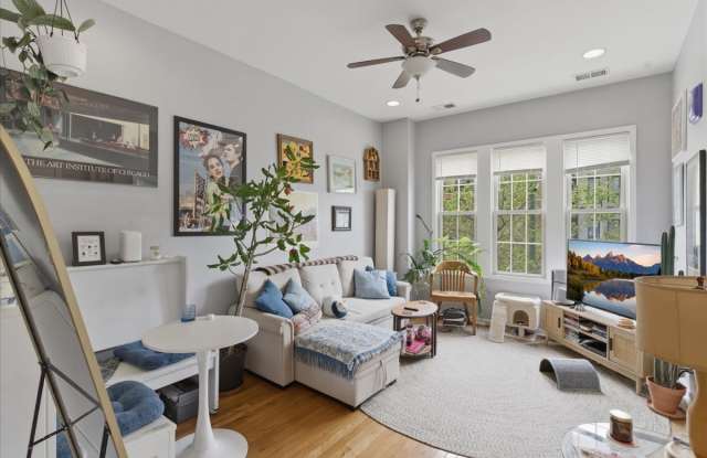 3727 North Ashland Avenue photos photos