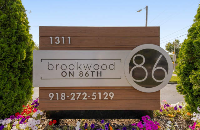 Brookwood Apartments photos photos