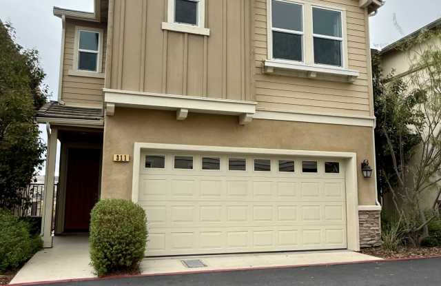 311 Oak Hill Road - 311 Oak Hill Road, El Paso de Robles, CA 93446