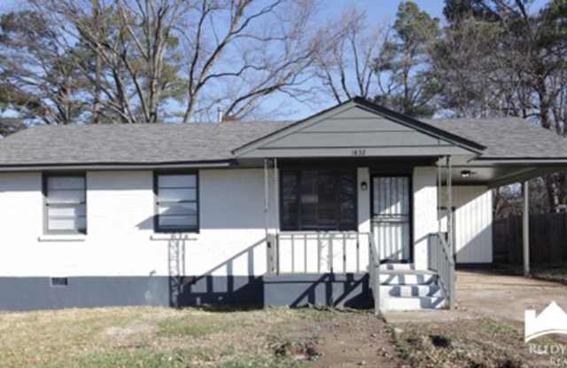 1832 S Sutton Dr photos photos