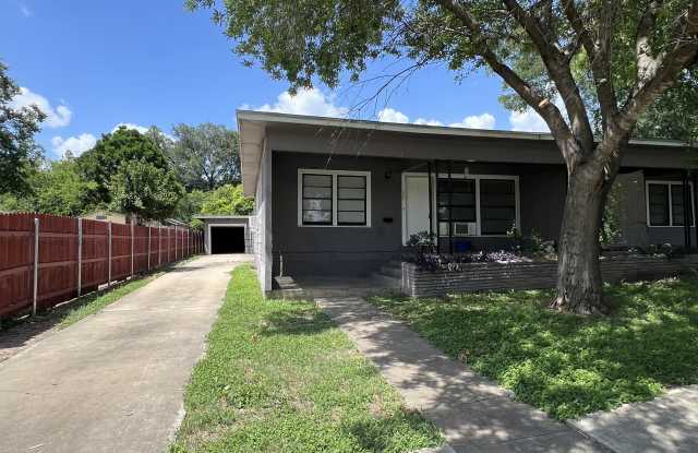 233 Arvin Drive Gallery 2