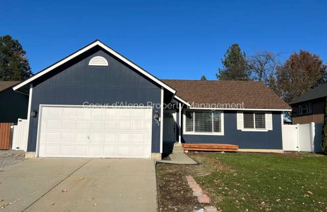 2 bedroom house in CDA photos photos