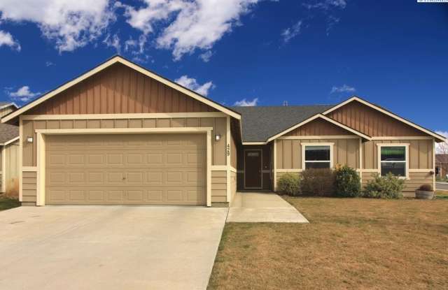 429 S Roosevelt Street - 429 South Roosevelt Street, Kennewick, WA 99336 429 S Roosevelt Street - 429 South Roosevelt Street, Kennewick, WA 99336