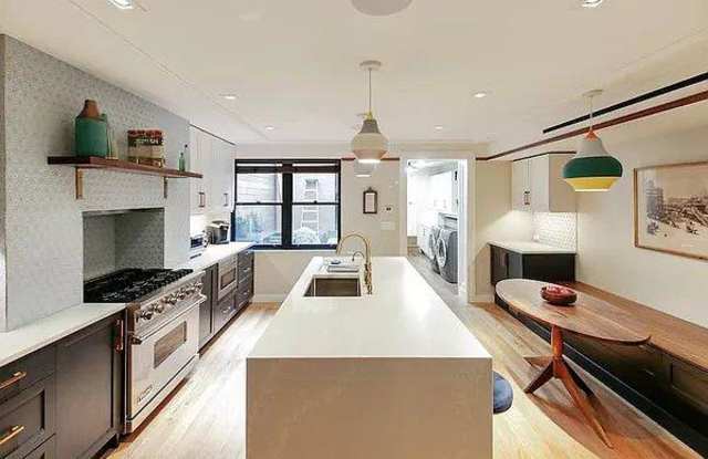269 West 138th Street photos photos