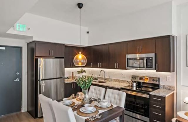 Oak Enclave Gallery 4