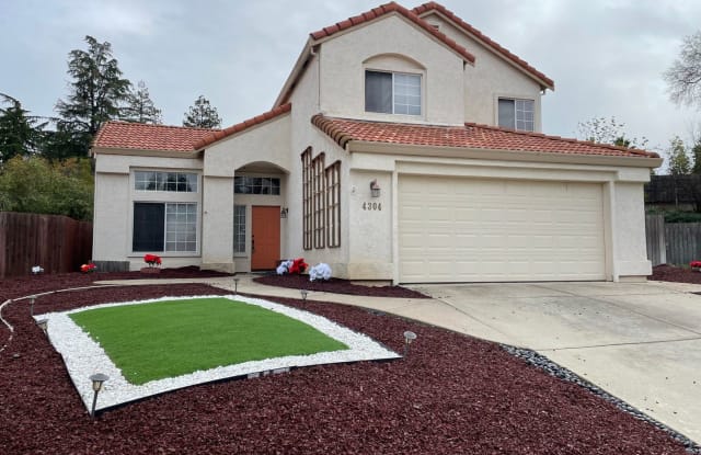 4304 BANCHORY COURT - 4304 Banchory Court, Antelope, CA 95843