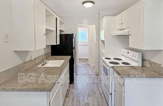 1938 Ethan Way Gallery 2