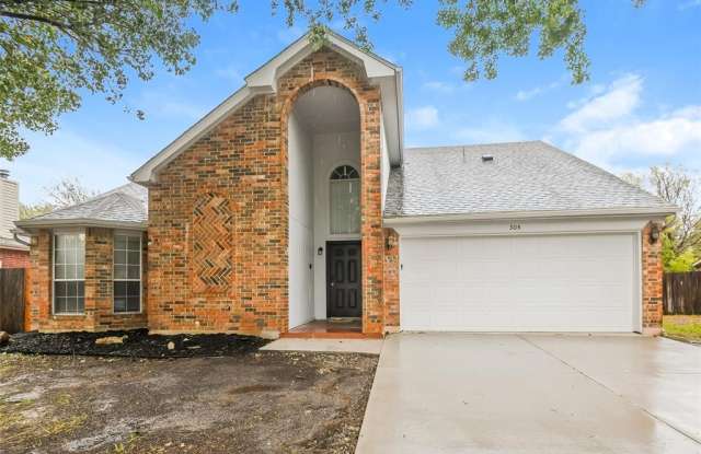 304 Meadow Street - 304 Meadow Street, Saginaw, TX 76179
