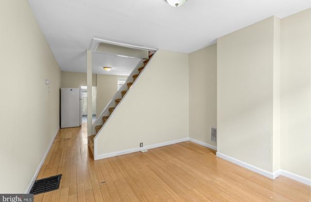 2033 E LETTERLY STREET - 2033 East Letterly Street, Philadelphia, PA 19125
