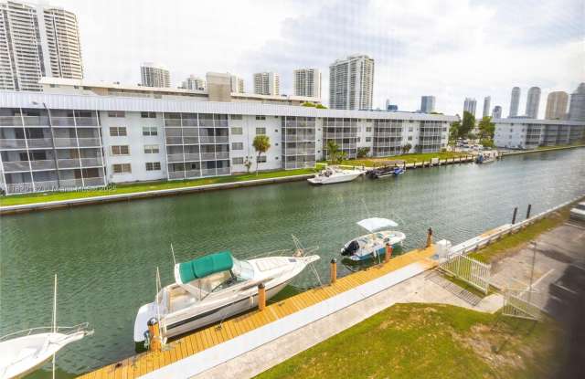 3551 NE 169th St - 3551 Northeast 169th Street, North Miami Beach, FL 33160 3551 NE 169th St - 3551 Northeast 169th Street, North Miami Beach, FL 33160