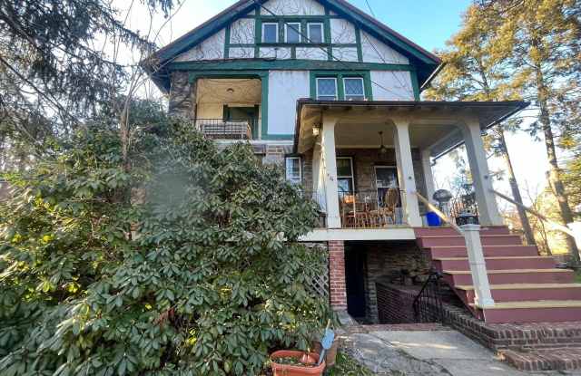 2814 MIDVALE AVENUE photos photos