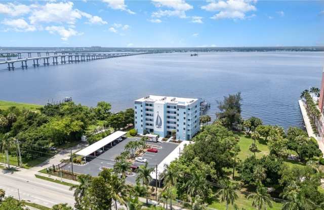 2711 1st Street unit: 203 photos photos