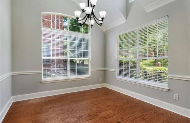 4421 Maize Drive Gallery 3
