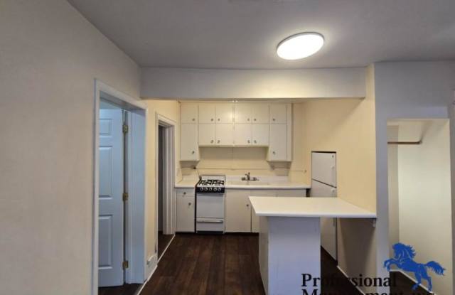 25 Alderson Ave. Gallery 4