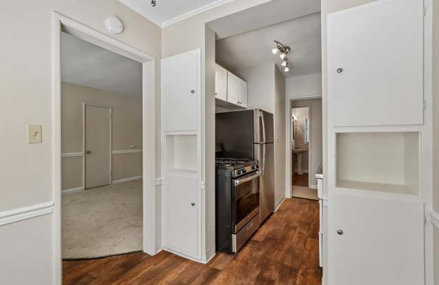 Alexander’s Place at 1625 H ~ Discover Timeless Charm in the Heart of it All! Gallery 4
