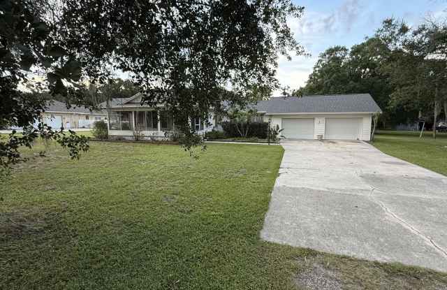 ~~~ 2-Bedroom + Bonus room, 2 1/2 Bath, Large 2-Car garage, Available Now ~~~ photos photos
