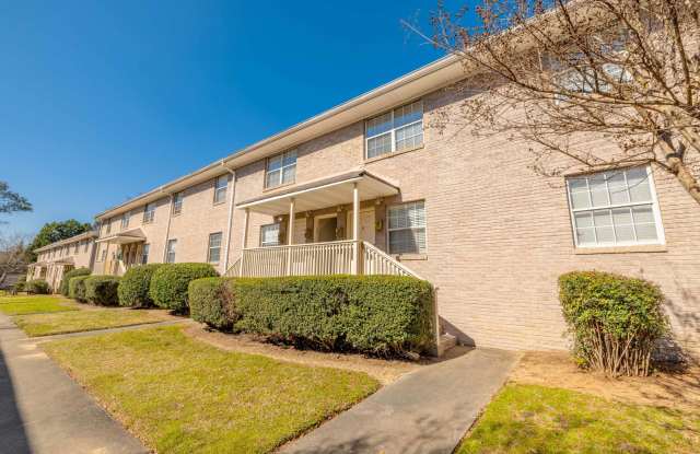Peachtree Hills Court Gallery 2