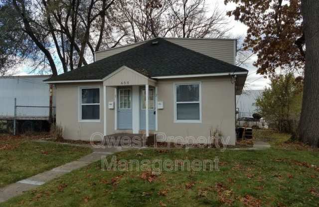 650 Oakdale SE #2 photos photos