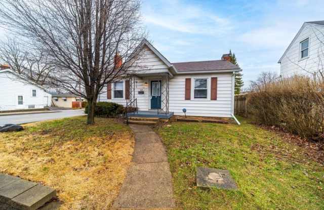 748 S. Warren Ave photos photos