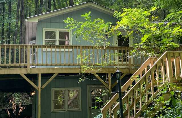 2/1 Home for rent Gallery 3