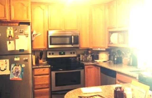13626 BENTLEY CIRCLE Gallery 3