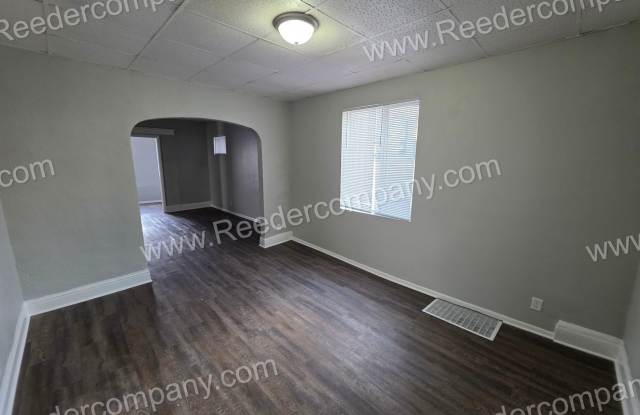 3 bedroom 1 bathroom house in East Chicago photos photos