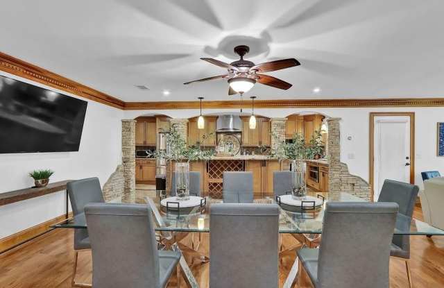 4081 Ashford Dunwoody Road NE Gallery 2