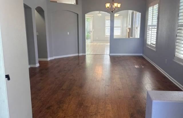 Beautiful Stanford Ranch Charmer Gallery 4