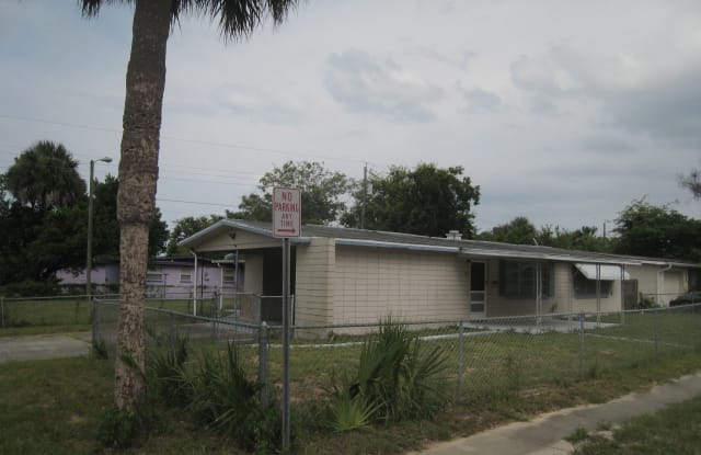 1021 Lewis Drive - 1021 Lewis Drive, Daytona Beach, FL 32117
