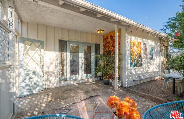 3108 Laurel Avenue Gallery 1