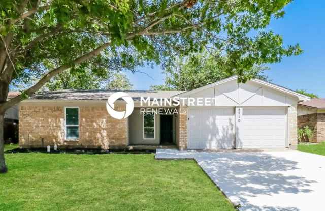 4710 Green Hollow Drive - 4710 Green Hollow Drive, Arlington, TX 76017