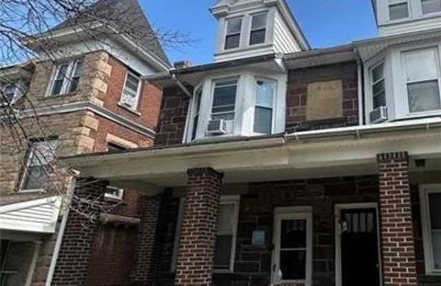 435 Montclair Avenue photos photos