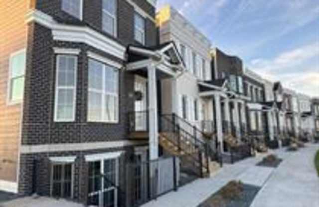 1214 Southwest Des Moines Street - 1 - 1214 Southwest Des Moines Street, Ankeny, IA 50023