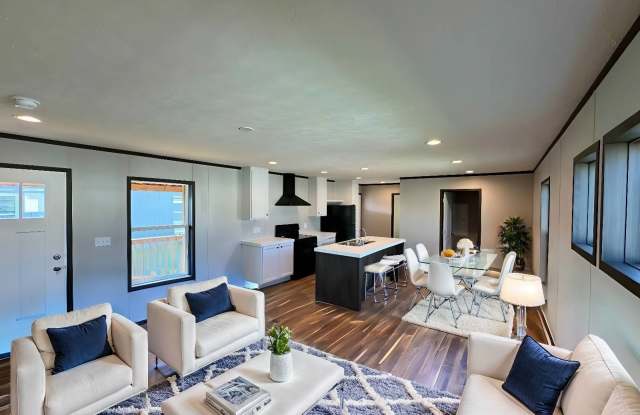 1012 Monarch Dr Gallery 2