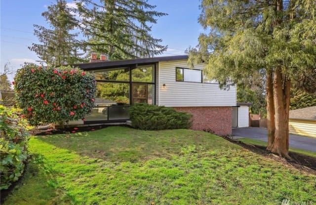 3819 138th Avenue Southeast - 3819 138th Avenue Southeast, Bellevue, WA 98006
